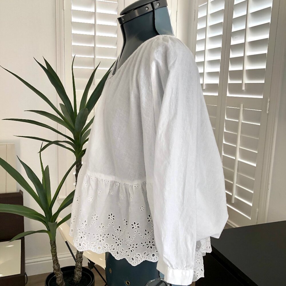 Holy G. White Cotton Blouse for Summer Cover Up with Eyelet Detail Size 40 - Picture 5 of 10